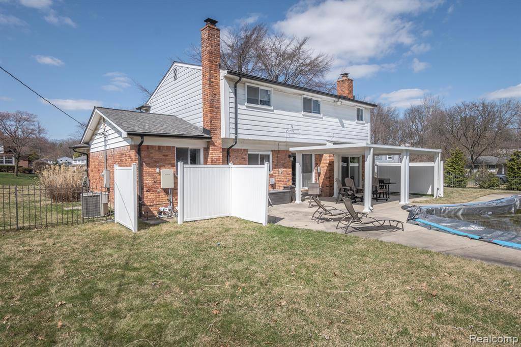 Northville, MI 48167,38005 SOUTHFARM Lane