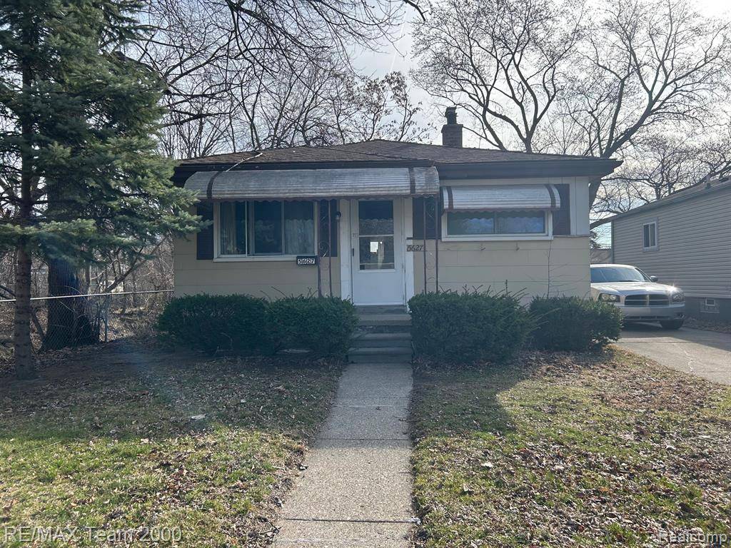 Dearborn Heights, MI 48125,5627 GERTRUDE Street