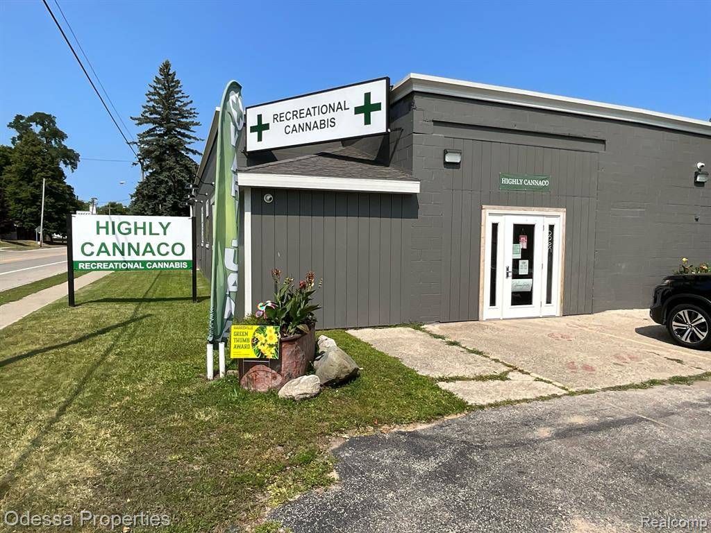 Harrisville, MI 48740,108 N US Highway 23