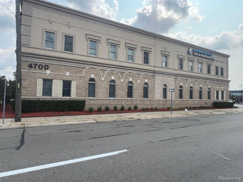 Dearborn, MI 48126,4700 GREENFIELD Road