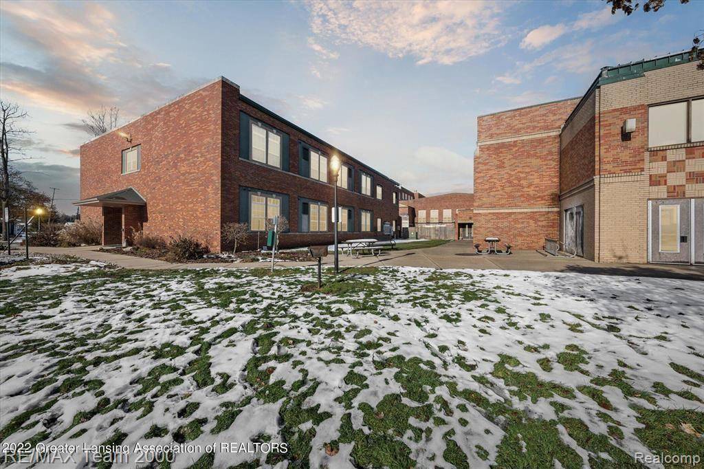 Charlotte, MI 48813,335 Horatio Street 111