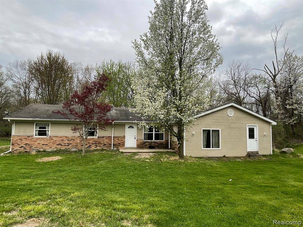 Hartland Twp, MI 48442,5559 Tipsico Lake Road