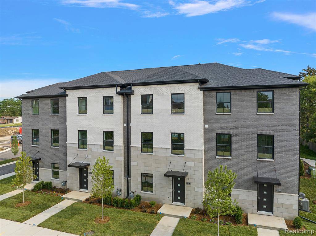 Troy, MI 48084,2841 SUMMERS