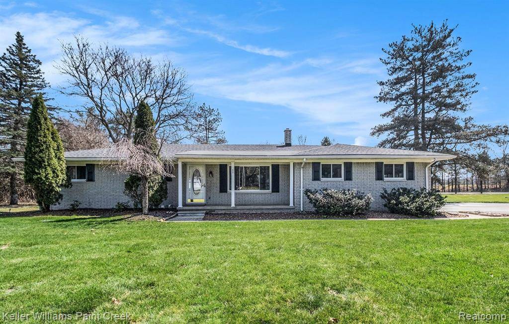 Orion Twp, MI 48362,80 MAUMEE Trail