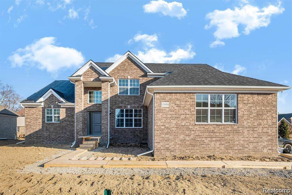 Van Buren Twp, MI 48111,14241 RED OAK Drive