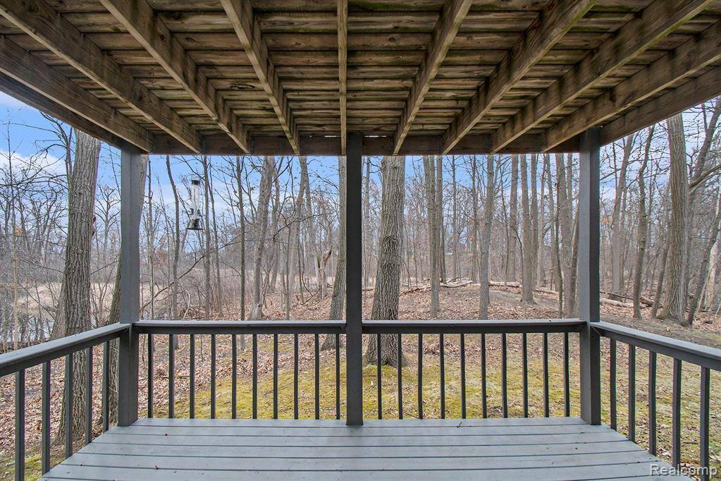 Fenton Twp, MI 48430,2354 GOLDEN POND