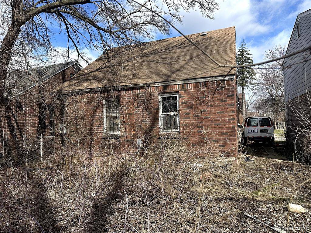 Detroit, MI 48227,13681 CASTLETON Street