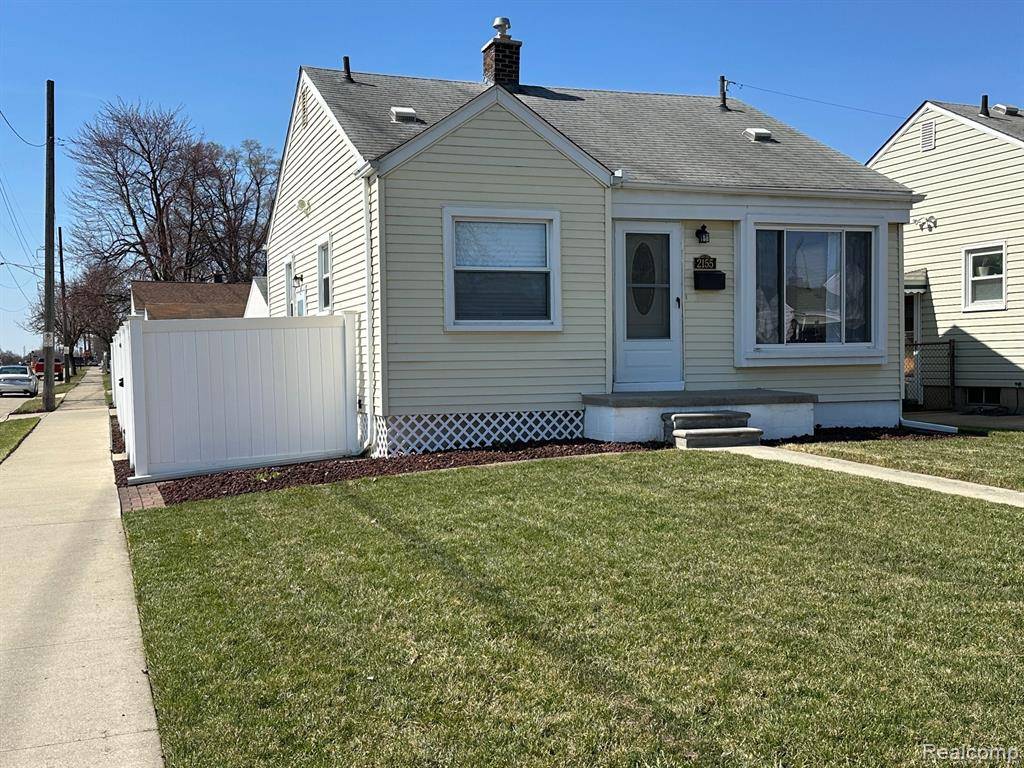 Lincoln Park, MI 48146,2155 PROGRESS Avenue