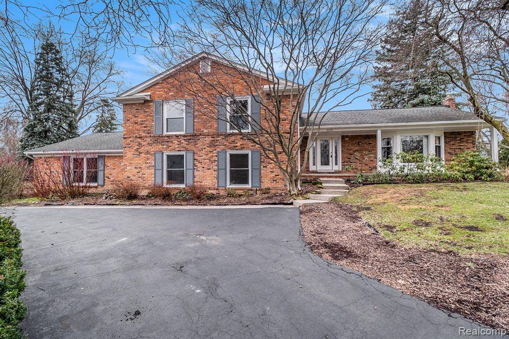 West Bloomfield Twp, MI 48322,6226 WELLESLEY Drive