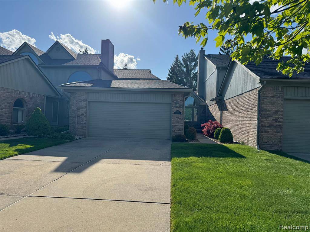 Chesterfield Twp, MI 48047,51433 FOX HILL Trail