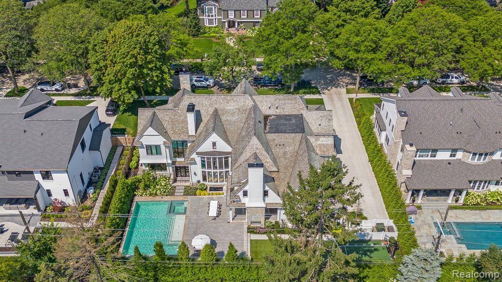 Birmingham, MI 48009,1264 WILLOW Lane