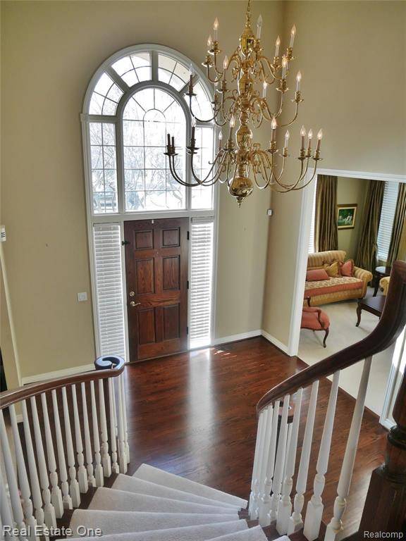 Troy, MI 48098,5846 CLEARVIEW Drive