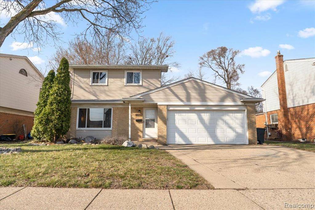 Plymouth Twp, MI 48170,40734 PINETREE Drive