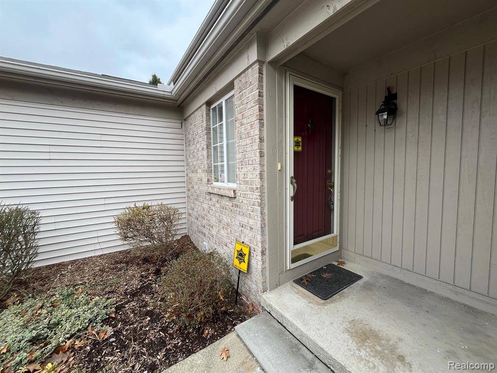 Westland, MI 48185,36641 DEERHURST Street S 7 10