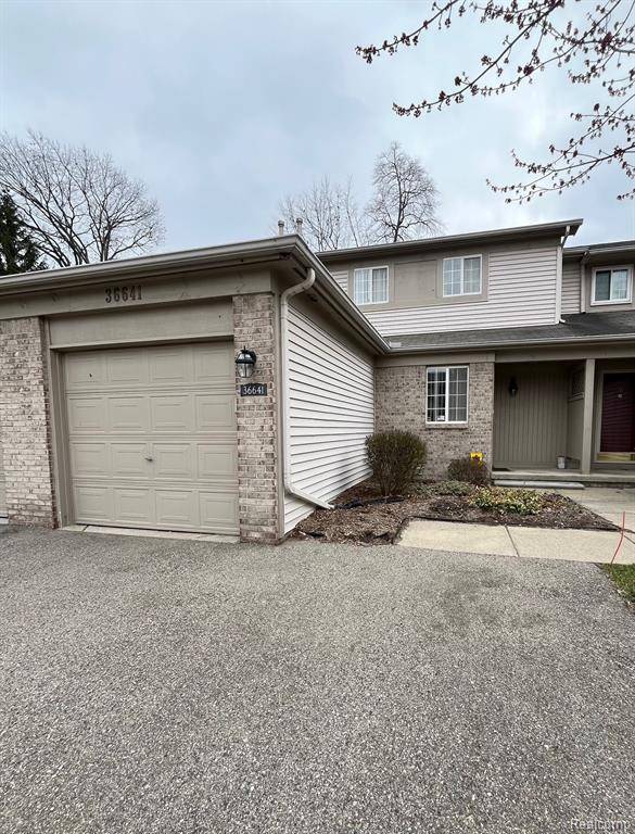 Westland, MI 48185,36641 DEERHURST Street S 7 10