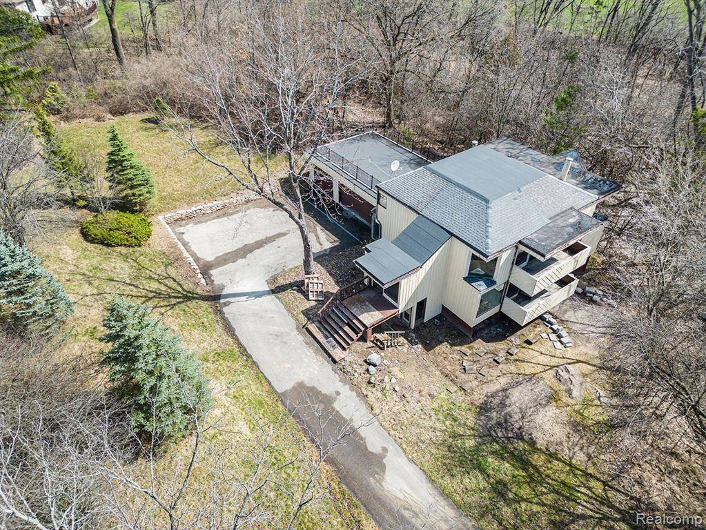 West Bloomfield Twp, MI 48323,4641 COVE Road