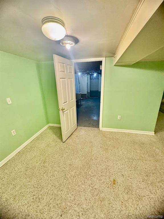 Detroit, MI 48228,8029 TERRY Street