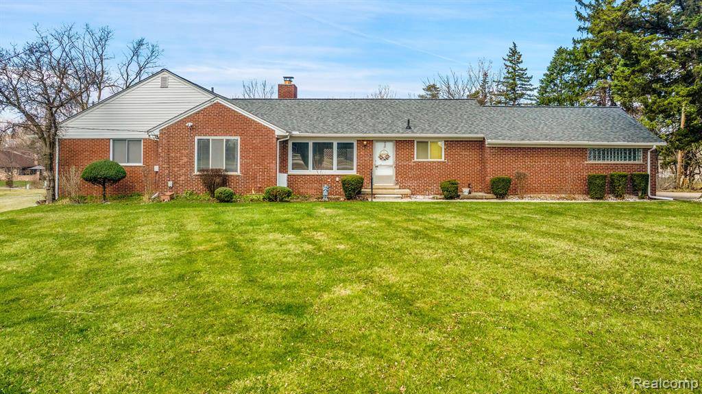 Clinton Twp, MI 48036,17747 N NUNNELEY Road