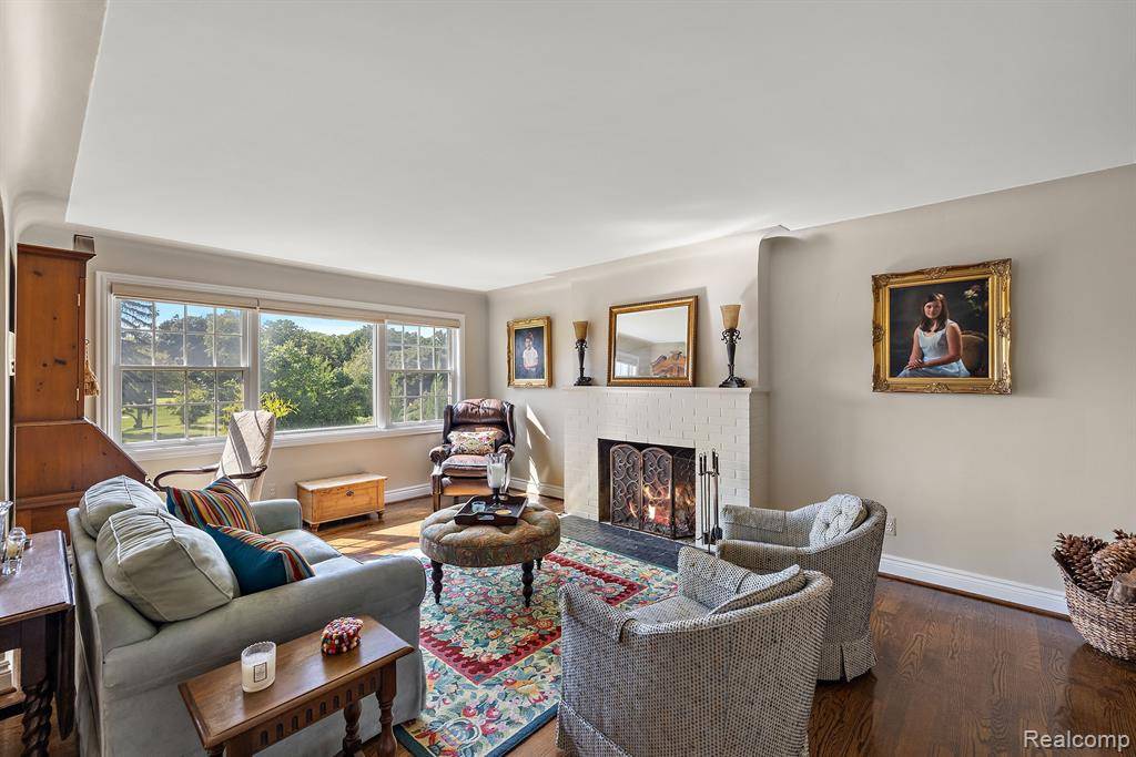 Bloomfield Twp, MI 48302,1370 Fieldway Drive