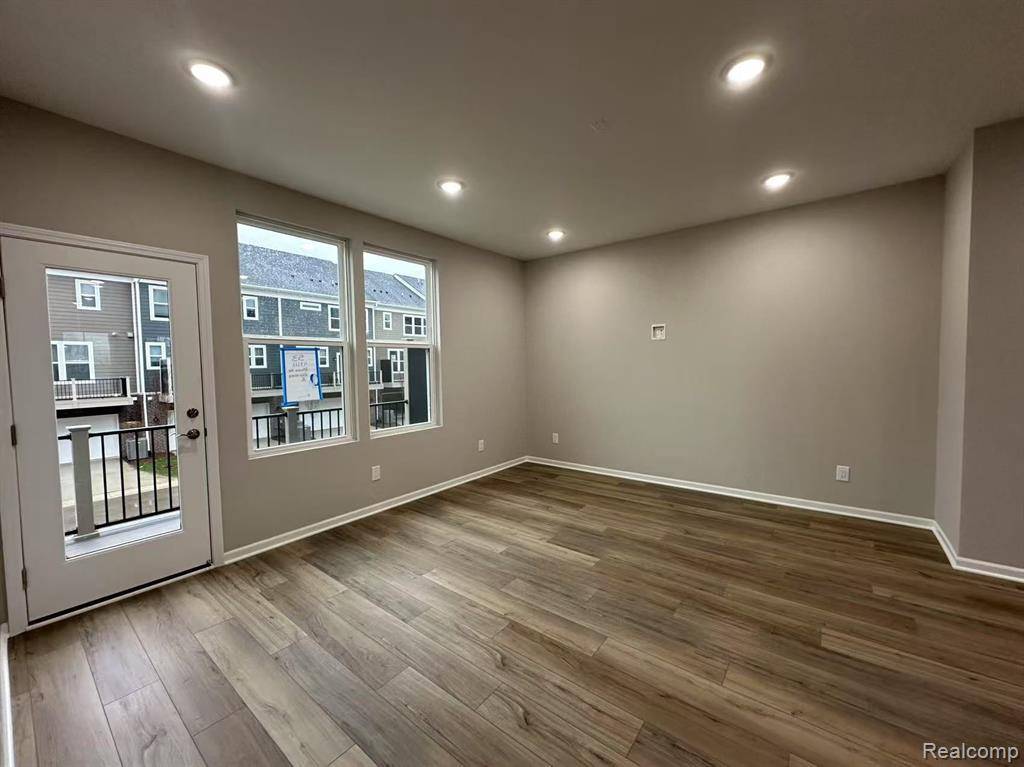 Novi, MI 48375,43111 Atwood Avenue