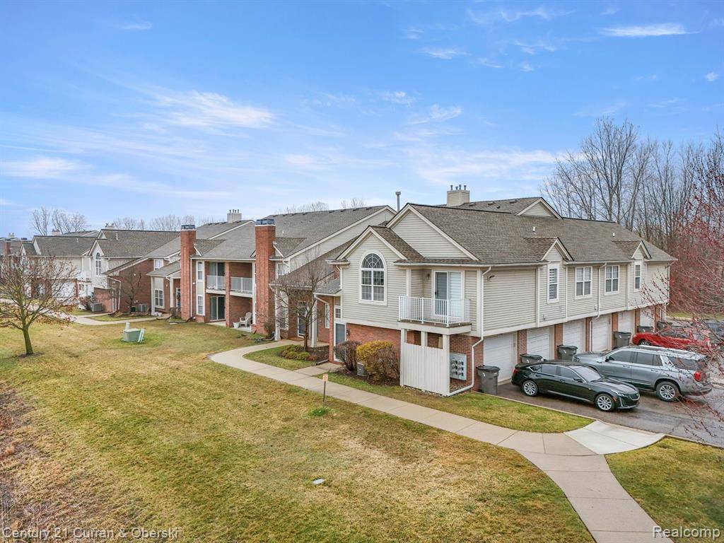 Clinton Twp, MI 48038,15494 CLAREMONT Drive N