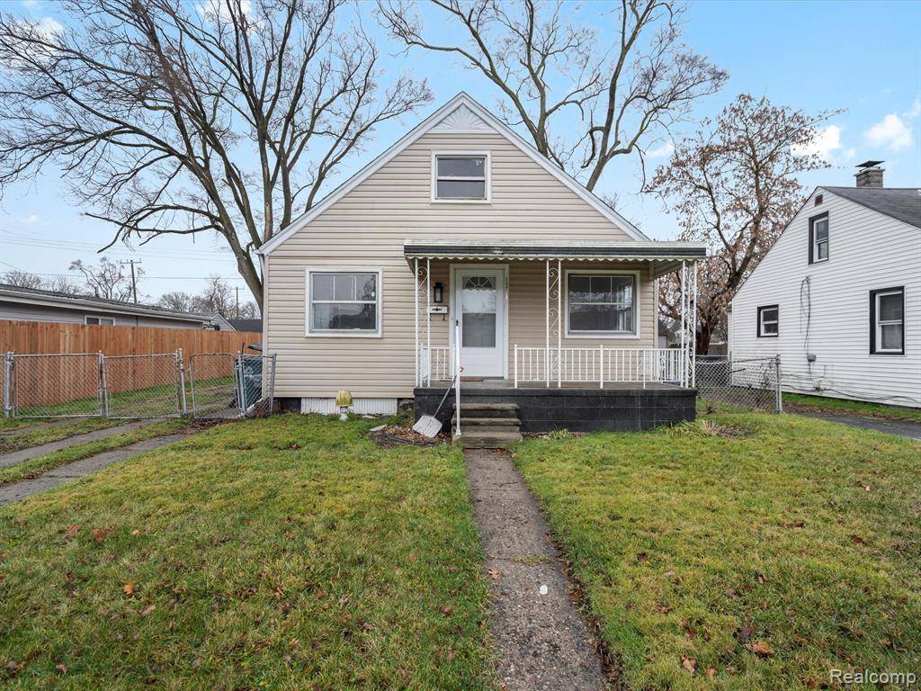 Hazel Park, MI 48030,1324 E HAYES Avenue