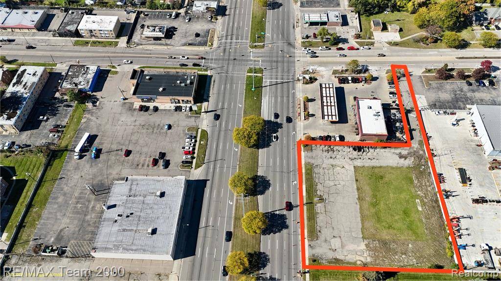 Oak Park, MI 48237,13400 W 8 MILE Road