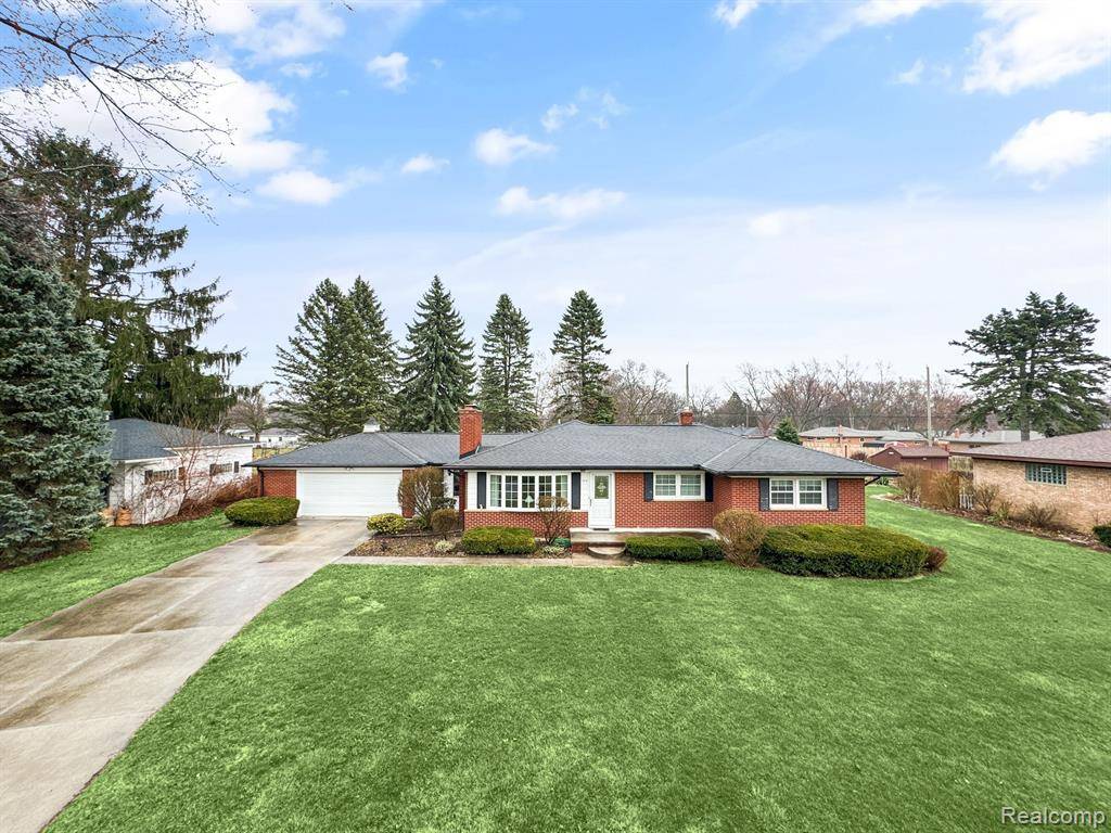 Waterford Twp, MI 48328,1210 BIELBY Street