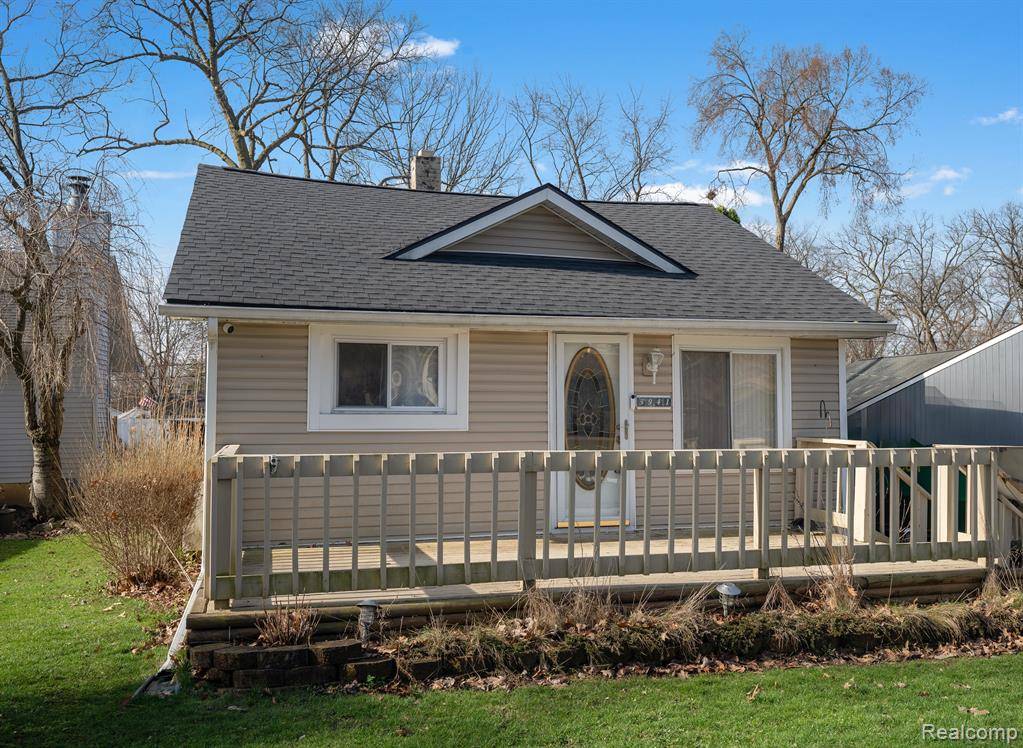 Waterford Twp, MI 48328,3941 Hazelett Drive