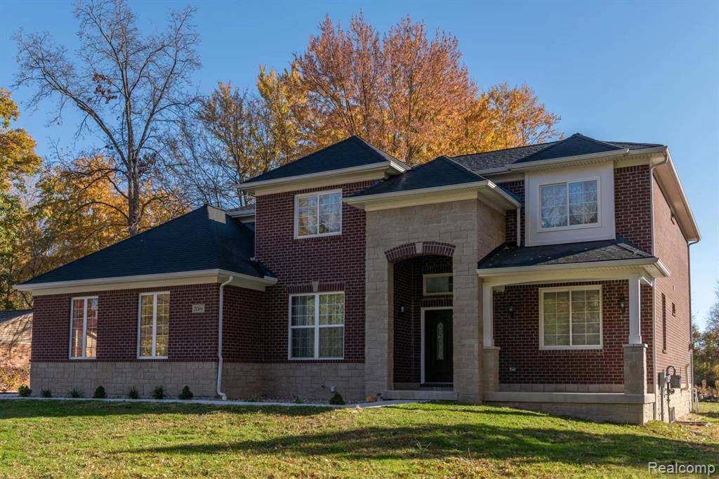 Farmington Hills, MI 48336,21504 RANDALL Street