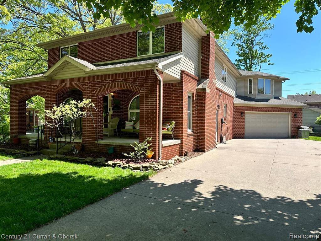 Dearborn, MI 48128,23511 Hollander Street