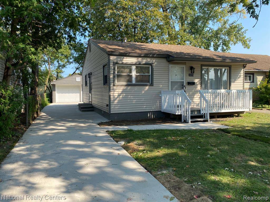 Warren, MI 48089,23074 BOLAM Avenue