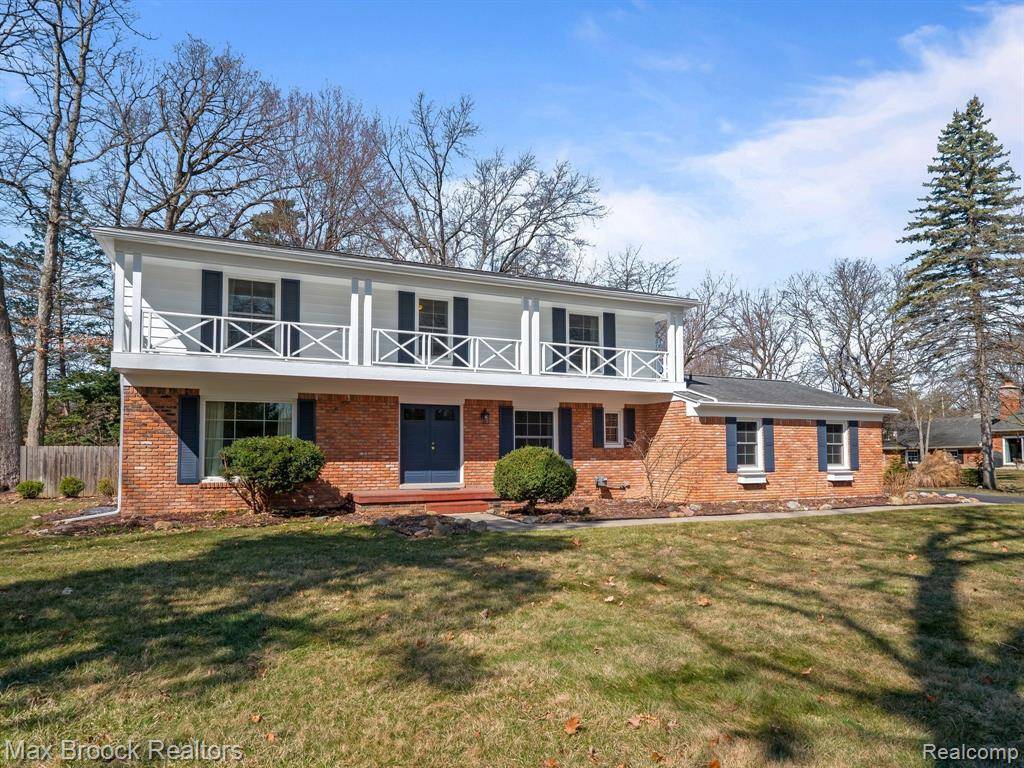 Bloomfield Twp, MI 48304,2732 EASTWAYS Road