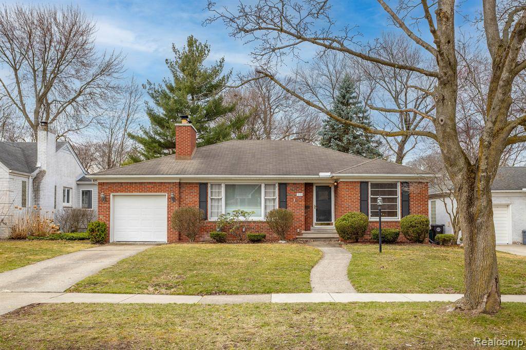 Grosse Pointe Farms, MI 48236,341 RIDGEMONT Road