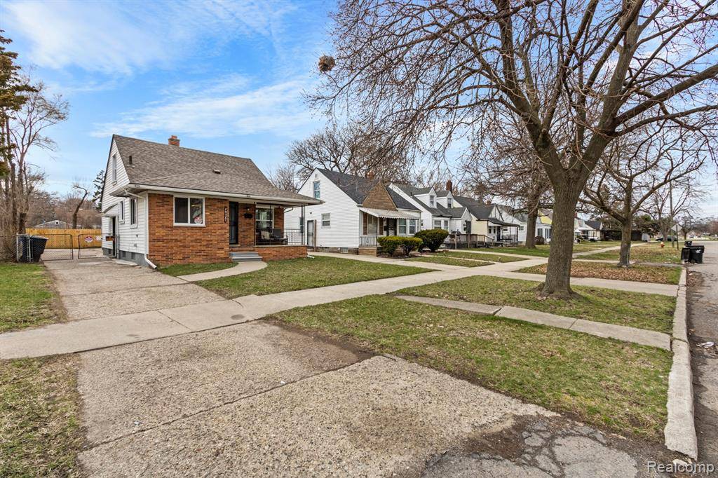 Detroit, MI 48205,20521 WALTHAM Street