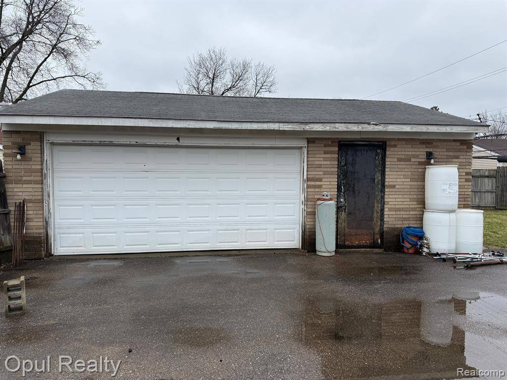 Garden City, MI 48135,31507 BALMORAL Street