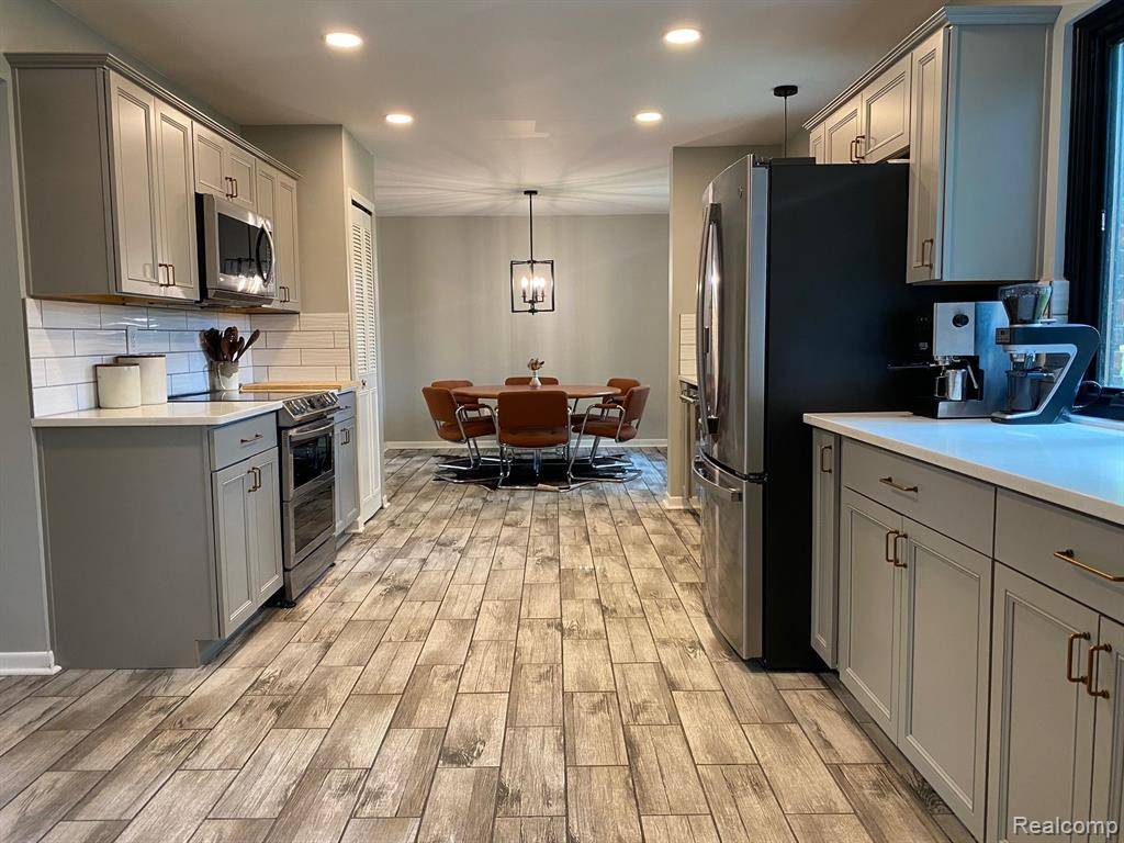 Brighton Twp, MI 48114,10579 LEE ANN Drive