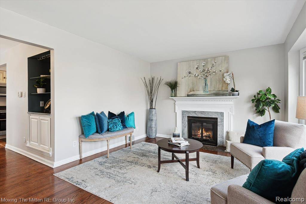 Beverly Hills Vlg, MI 48025,15509 BUCKINGHAM Avenue