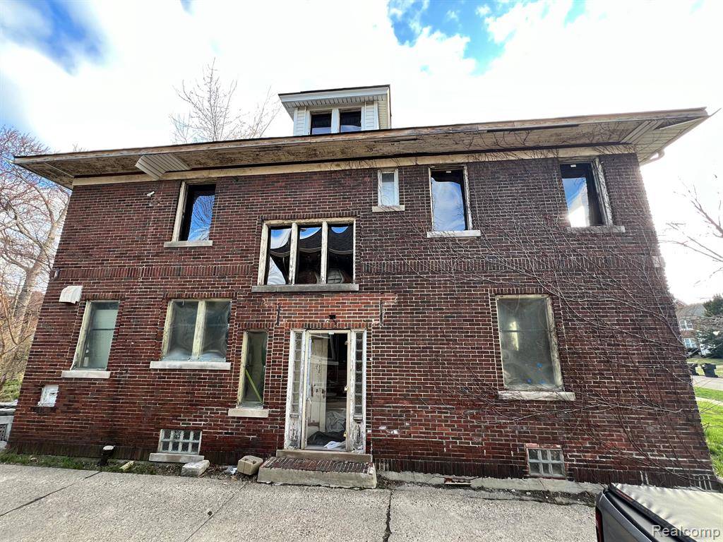 Detroit, MI 48206,2050 ATKINSON Street
