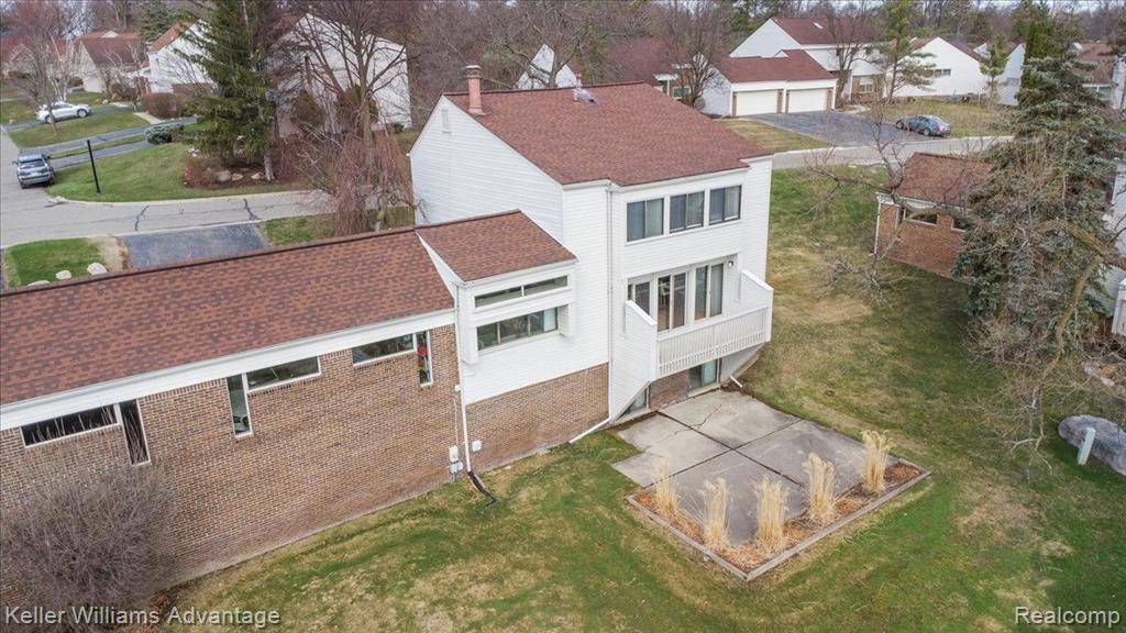 West Bloomfield Twp, MI 48323,5321 FAIRWAY Lane