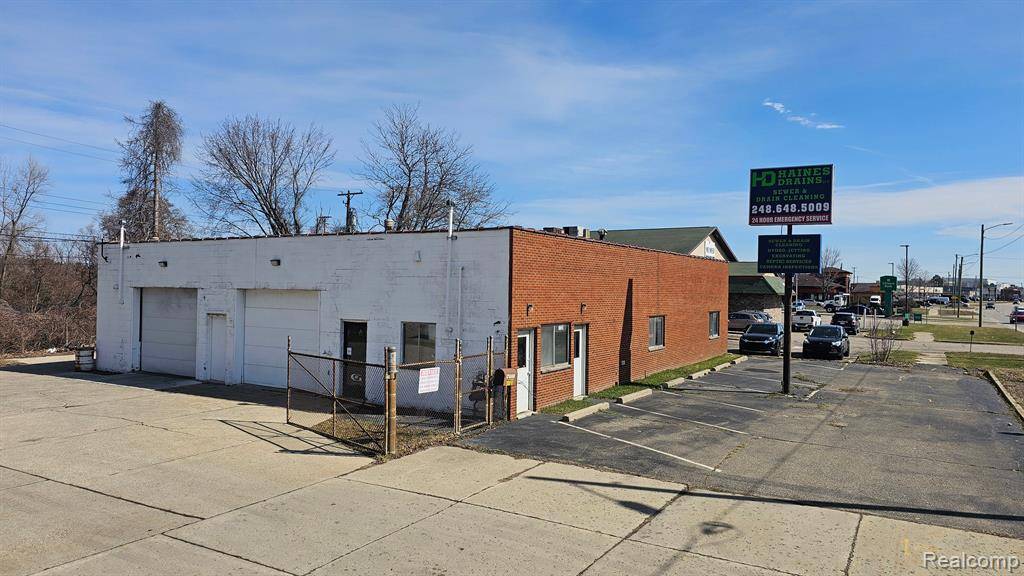 Waterford Twp, MI 48327,7720 HIGHLAND Road