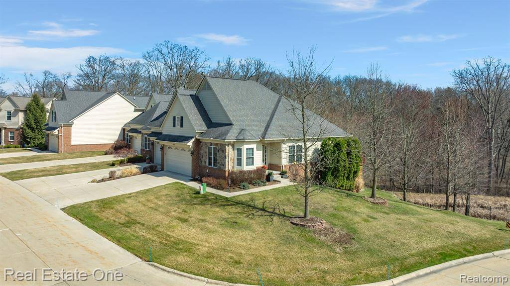 Rochester Hills, MI 48306,565 ANDOVER Court