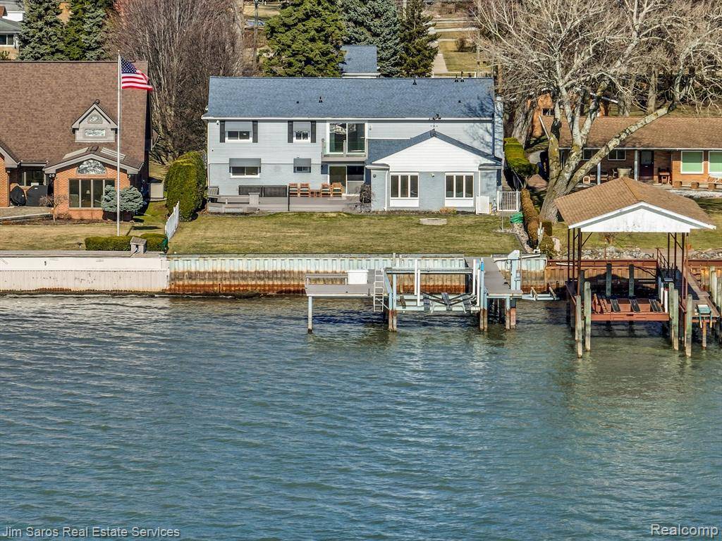 St. Clair Shores, MI 48082,32830 JEFFERSON Avenue