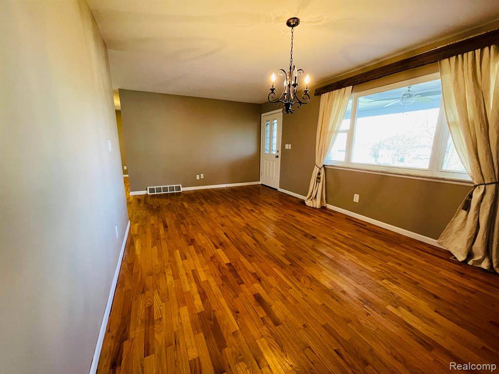 Fenton Twp, MI 48430,3281 HORRELL Court