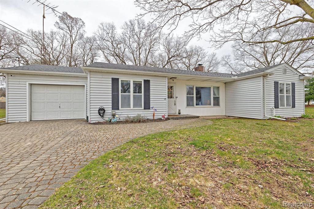 Holly Vlg, MI 48442,1112 ORCHARD Drive
