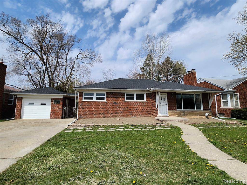 Eastpointe, MI 48021,15705 JULIANA Avenue