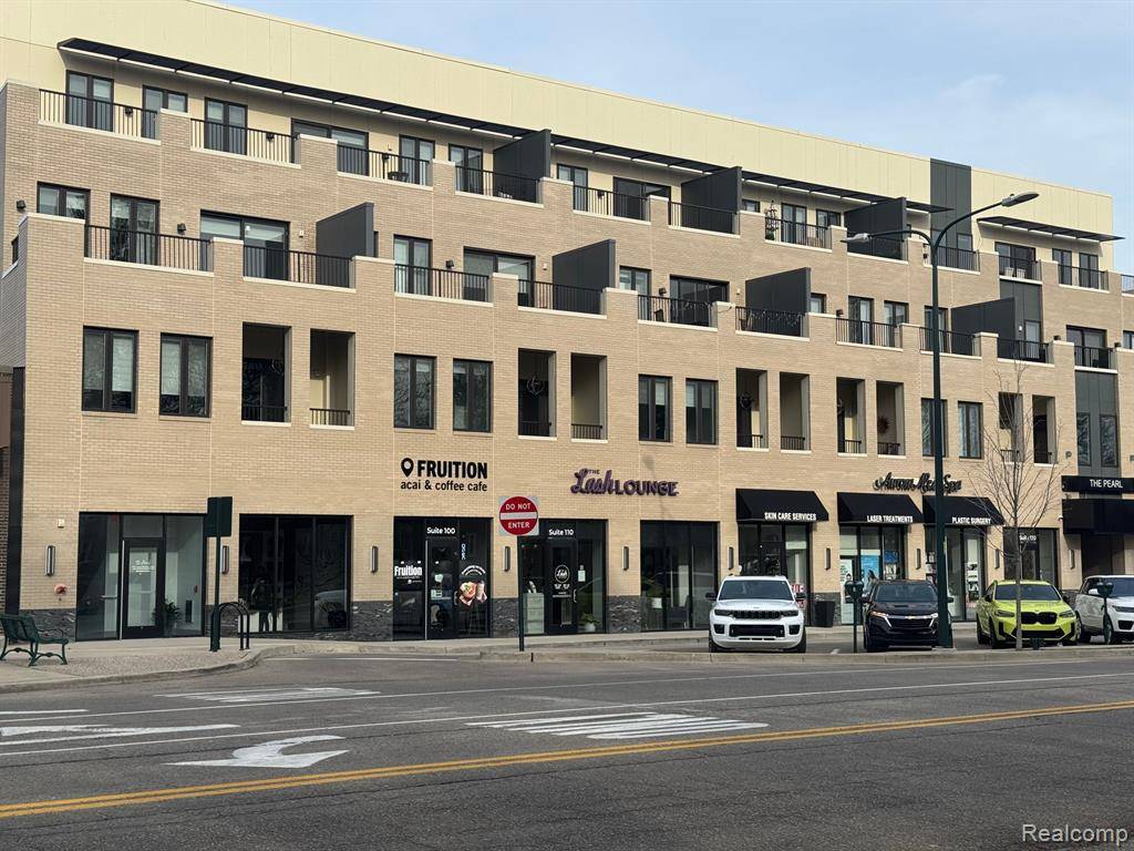 Birmingham, MI 48009,856 N OLD WOODWARD Avenue Suite 100