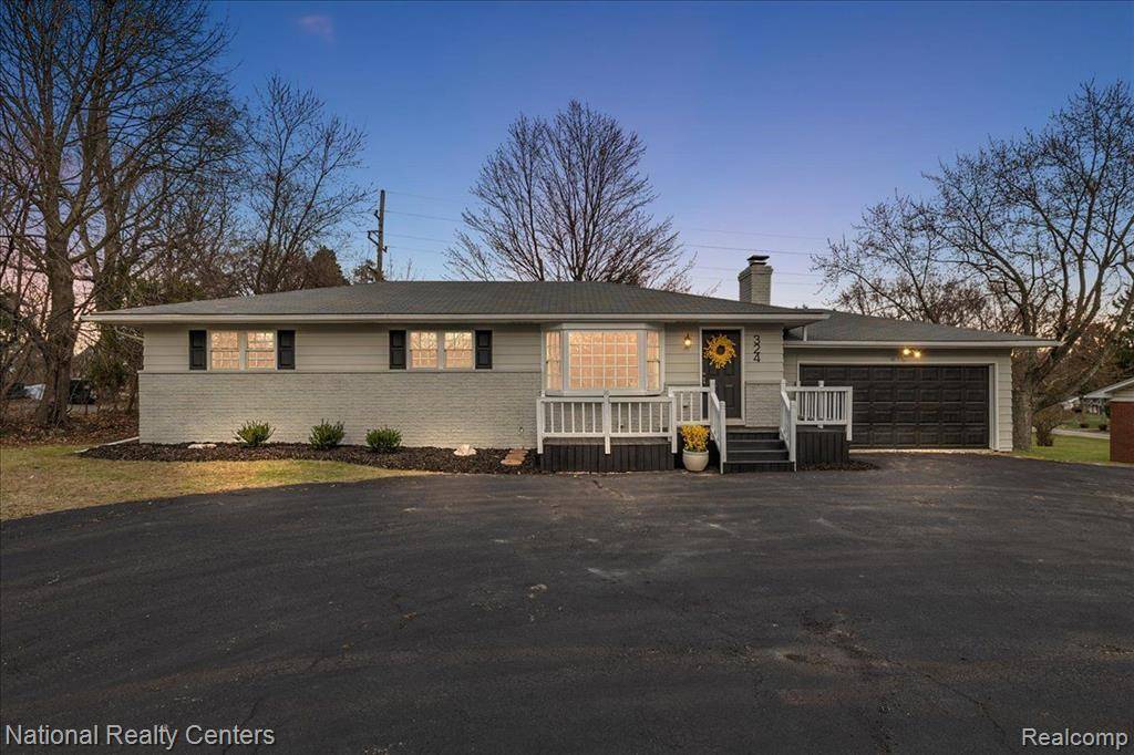 Rochester Hills, MI 48309,324 BREWSTER Road