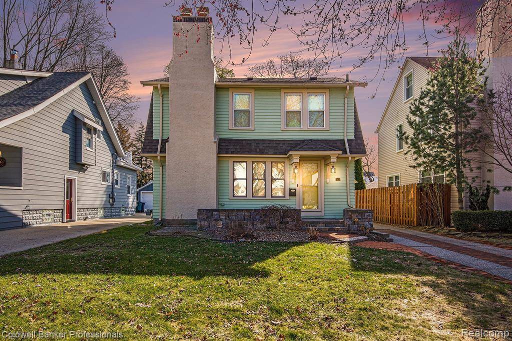 Royal Oak, MI 48067,913 IRVING Avenue