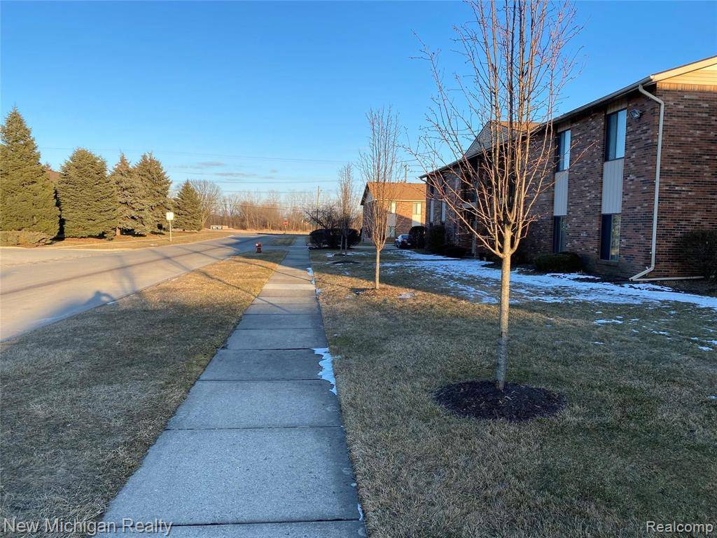 Sterling Heights, MI 48313,15129 SEAGULL Drive